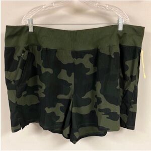 3/1 nwt all in motion 2x army green camo athletic shorts pockets